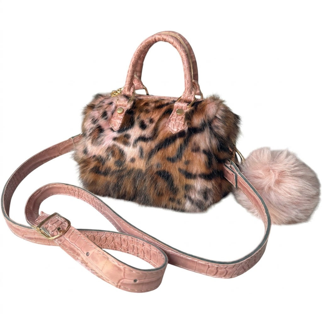 Do you know what else is pink inside? GOLD MINI