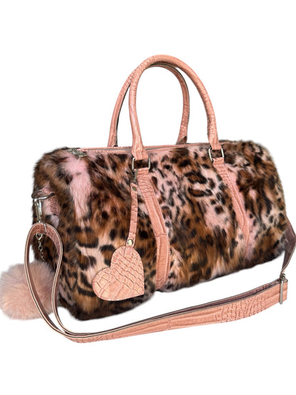 Do you know what else is pink inside - TRAVEL WITH SWAG